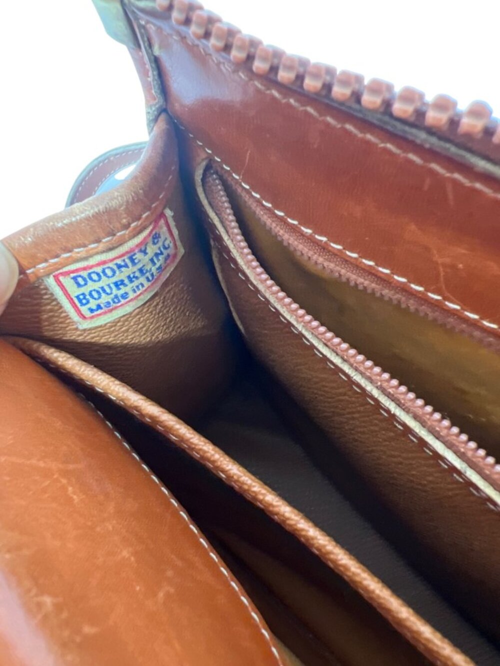 Dooney & Bourke Vintage Navy & Brown Pebble Leather Crossbody Bag With Adjustabl - Picture 11 of 13